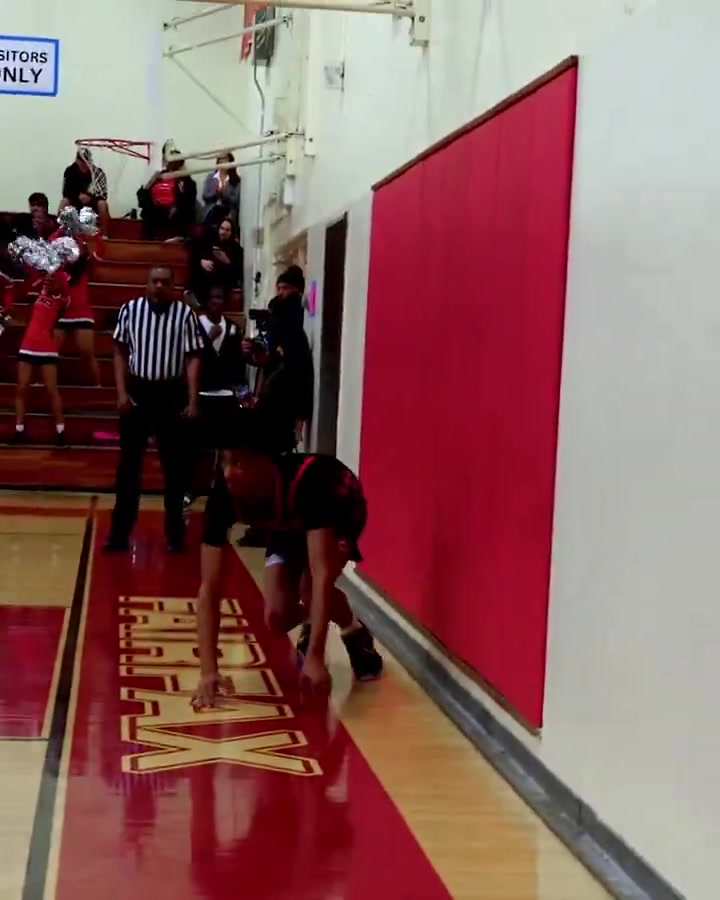 五星高中生?阿里扎儿子爆砍40分15板 大秀风车暴扣天赋尽显