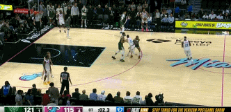 阿德巴约：最后时刻的几次失误直接让我们葬送了比赛