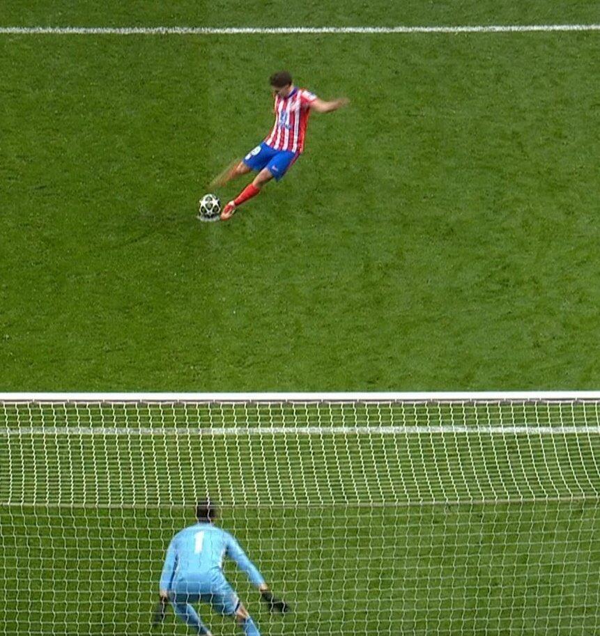 世体：技术鉴定证伪VAR录像，小蜘蛛点球“双重触球”视频涉剪辑