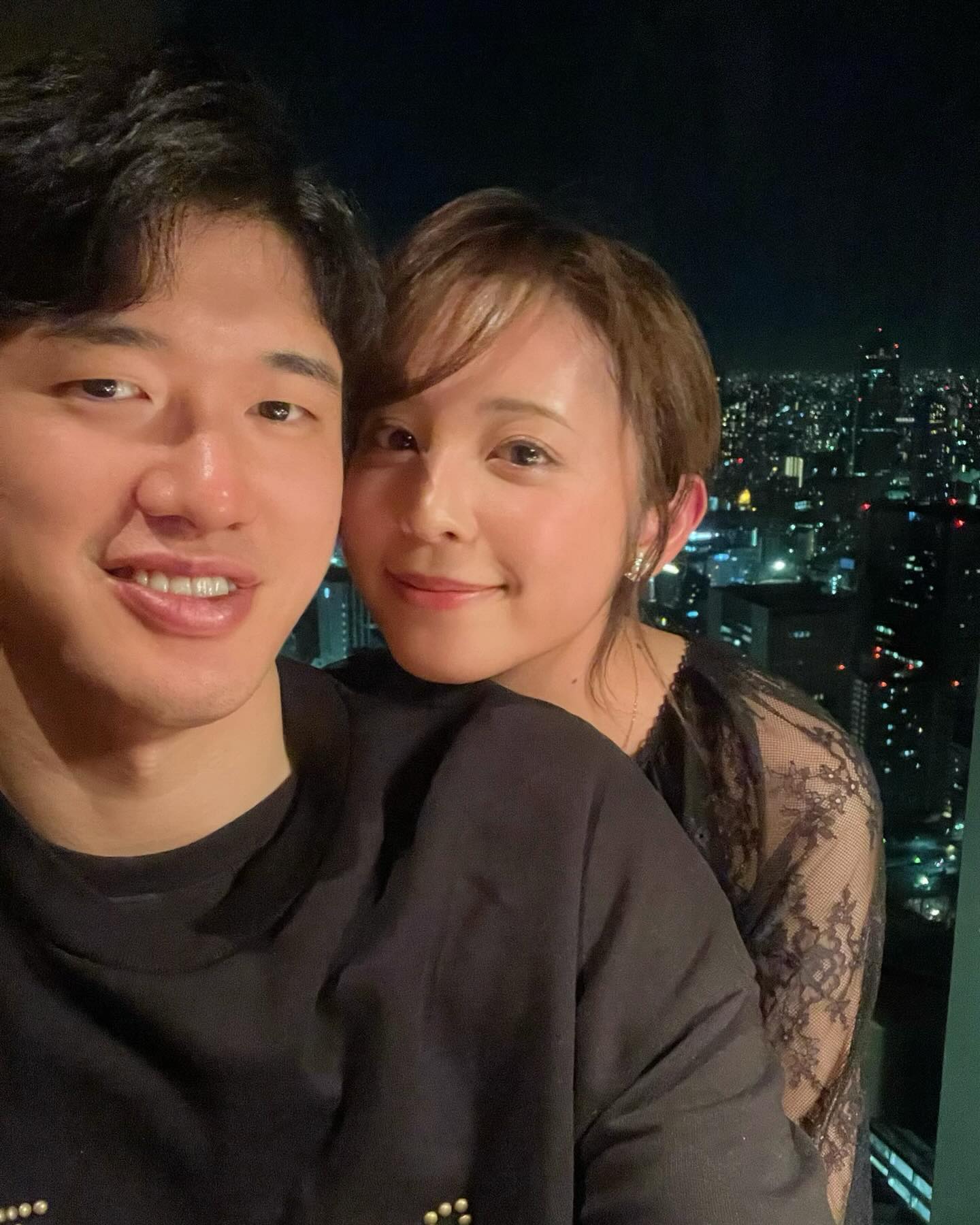 渡边雄太结束B联赛首季征程 妻子晒合照纪念：干得不错?